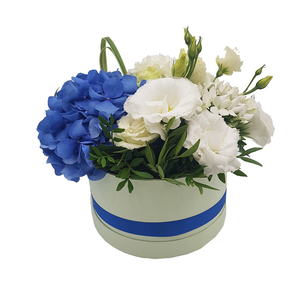 cutie alba & abastra cu flori delicate